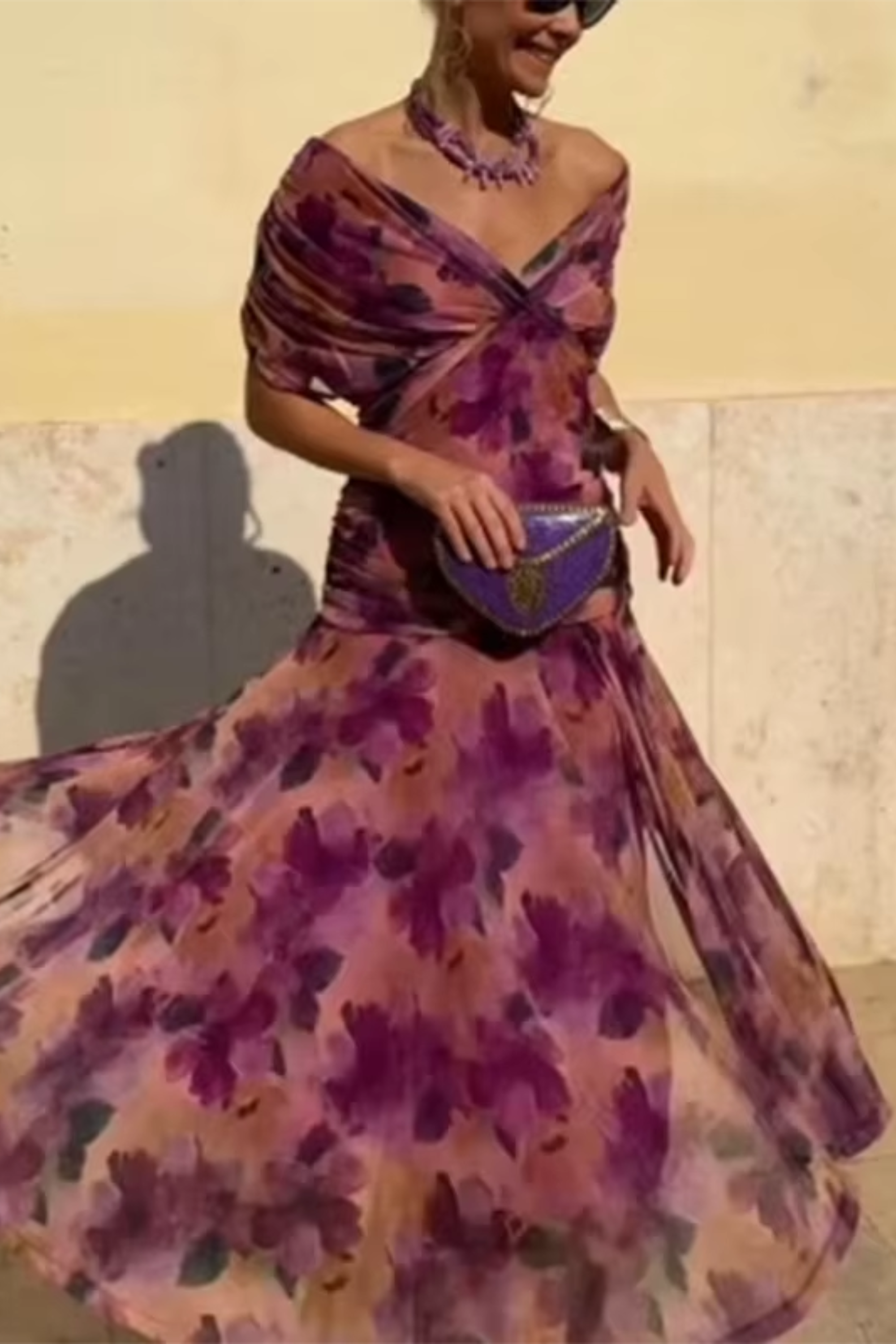 Santana | Elegant V-Neck Maxi Dress