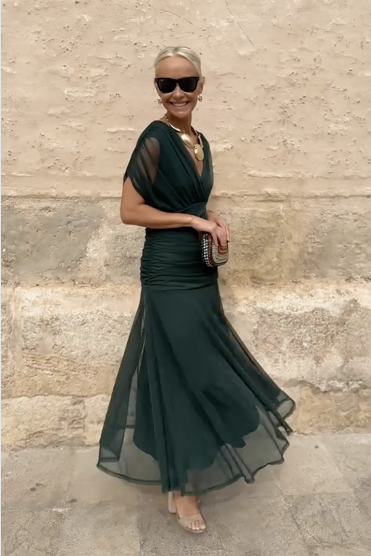 Santana | Elegant V-Neck Maxi Dress