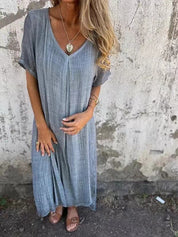Naia | Cotton and linen V-neck dress