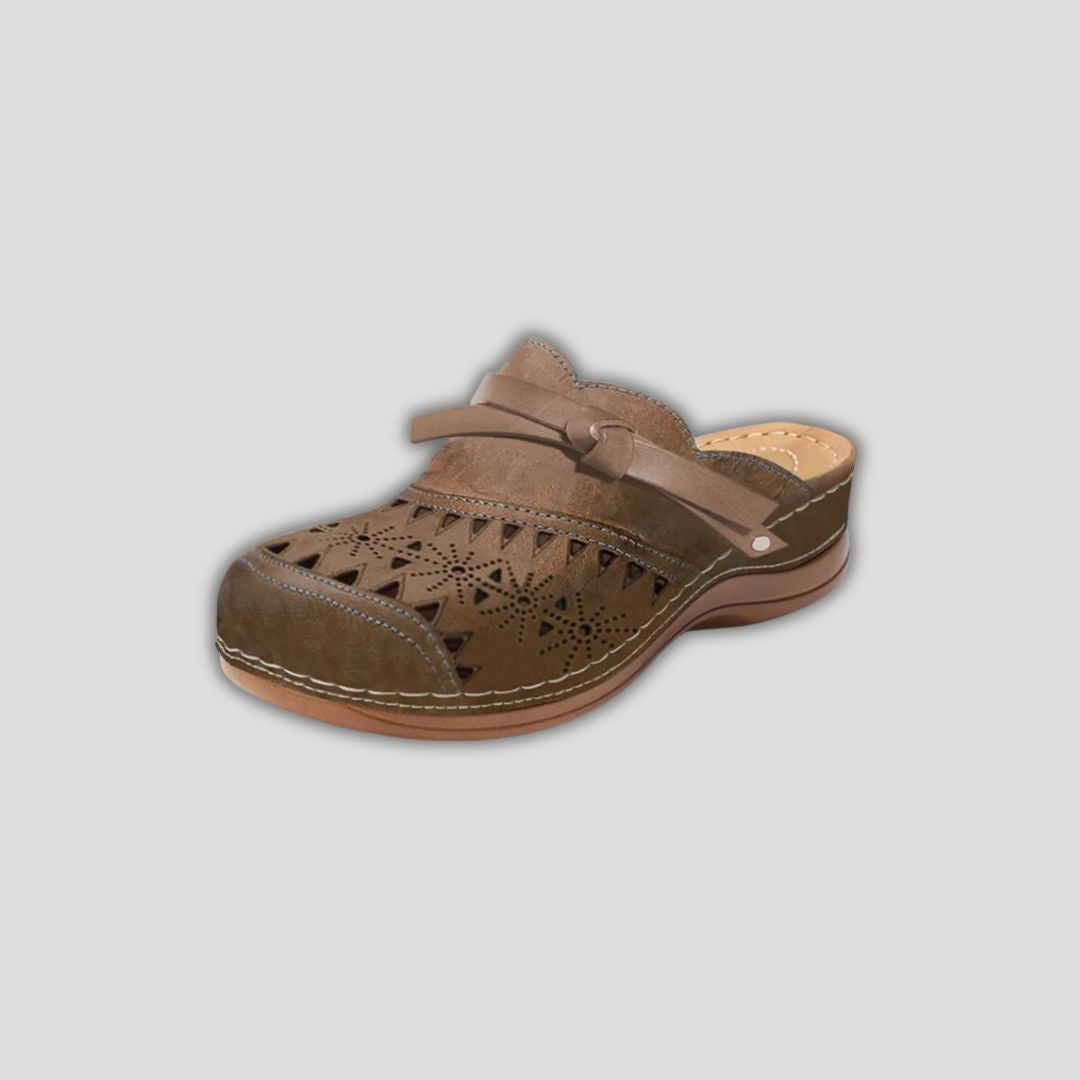 Lya | Orthopaedic Comfort Everyday Clogs