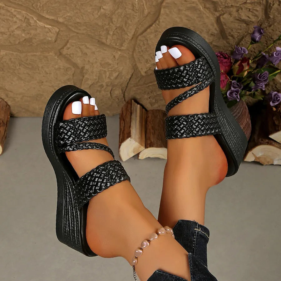 Kalwina | Comfortable Platform Sandal